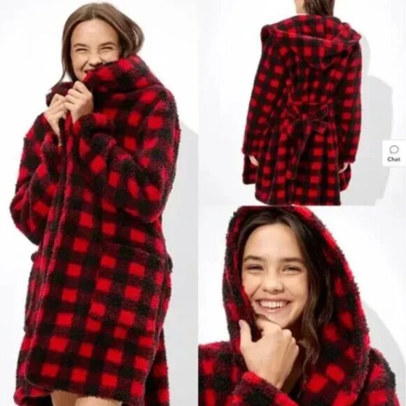 American Eagle Robe Red Black Check Buffalo Holiday Cozy Sherpa Blanket Hood - Picture 5 of 5